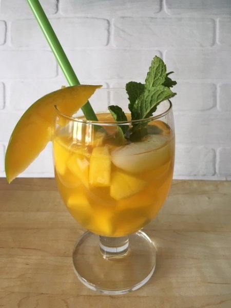 sweet-mango-coctail